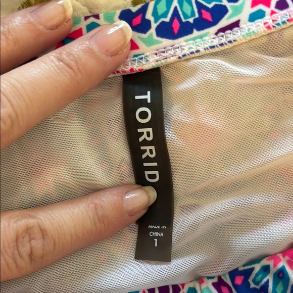 Colorful Patterned Strapless Bikini Set - Picture 3 of 5